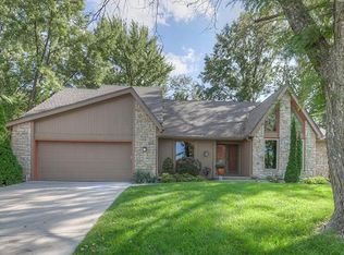7627 Richards Dr, Shawnee, KS 66216