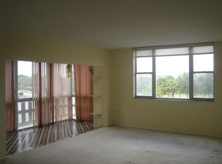 4350 Hillcrest Dr APT 300, Hollywood, FL 33021