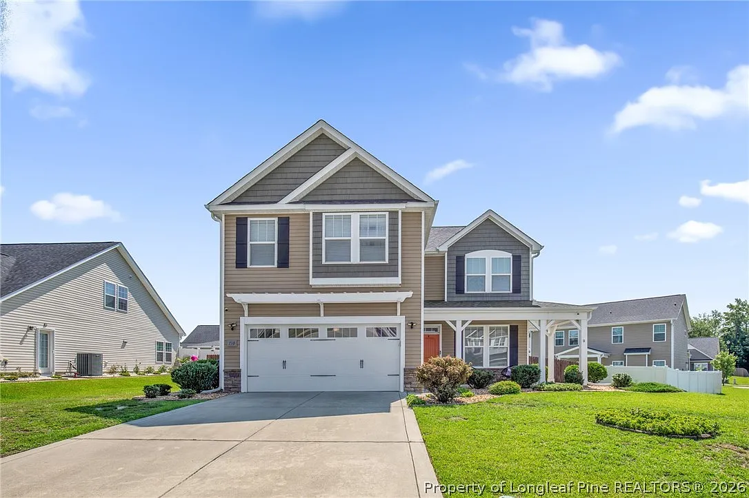 4 bed, 2.5 bath, 2237 sqft, $2,200 — Photo 1