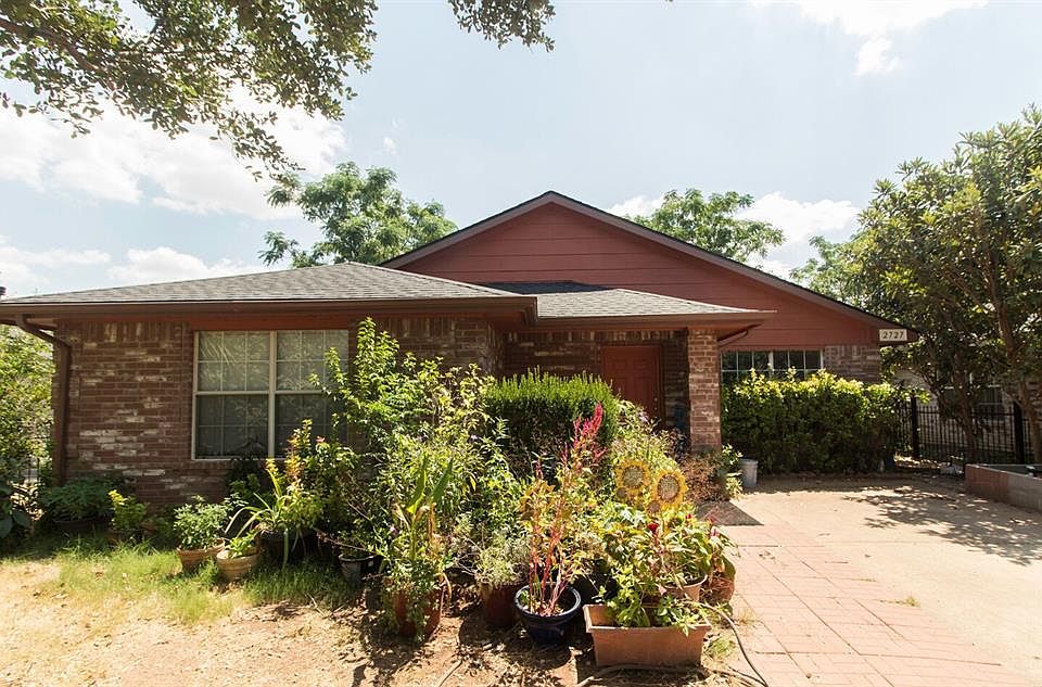1st image of 2727 Sarita Ct