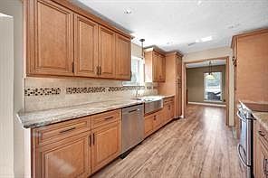 2nd image of 10235 White Rock Rd