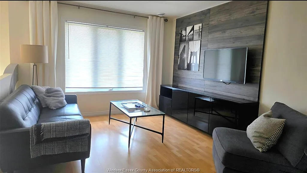 1 bed, $1,650 — Photo 4