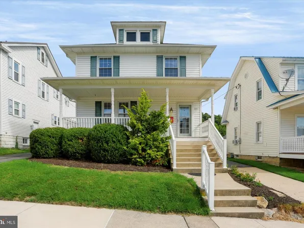 369 W 5th St, Lewistown, PA 17044