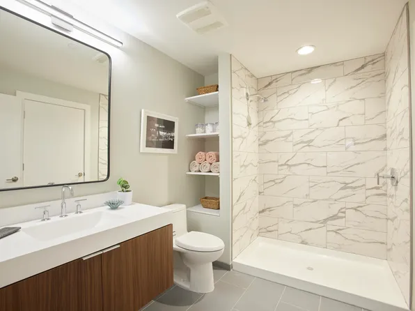 The Lincoln, 2410 Scranton Rd, Cleveland, OH 44113