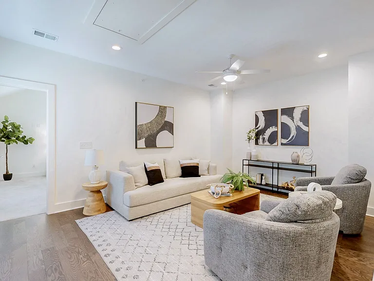 425 Herringbone Ct — Photo 19