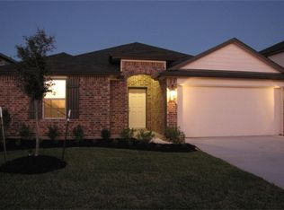 2214 Manchester Crossing Dr, Fresno, TX 77545
