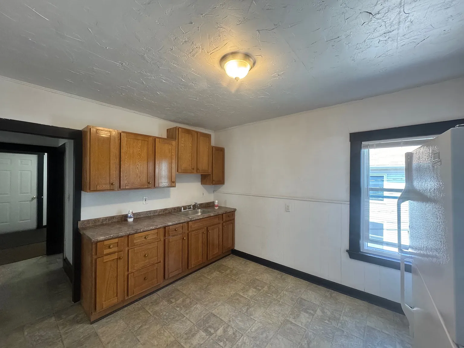 1 bed, 750 sqft, $2,000 — Photo 2