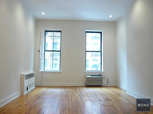 Rented by Bond New York | media 1