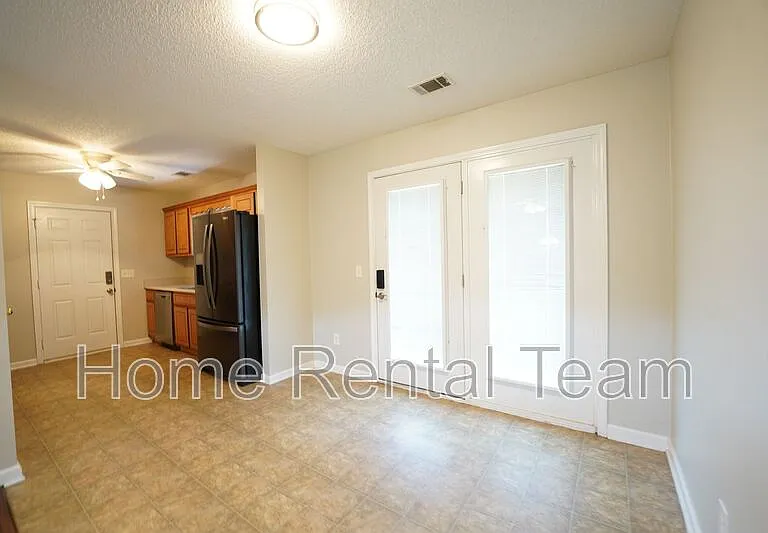 134 Mustang Dr — Photo 7