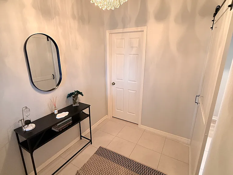708 Vittorio Dr — Photo 5