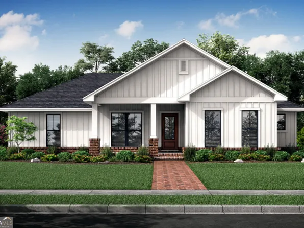 24 Lee St, Hawkinsville, GA 31036