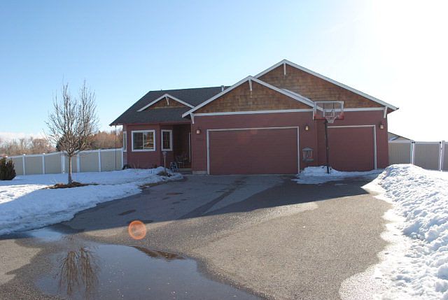 1st image of 3320 E Edwards Dr
