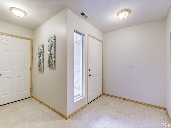 3rd image of 15414 35th Ave W Unit 64