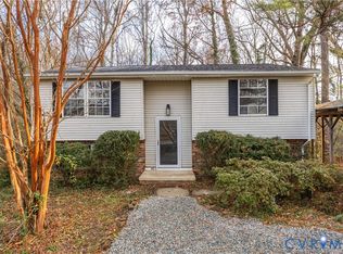 3813 Woodfield Rd, North Chesterfield, VA 23234