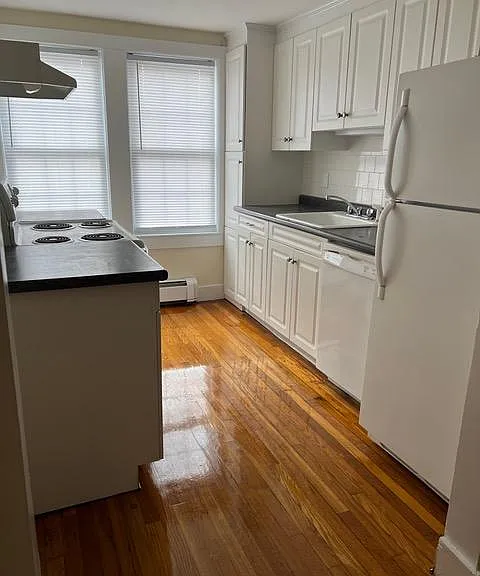 2320 Diamond Hill Rd — Photo 3