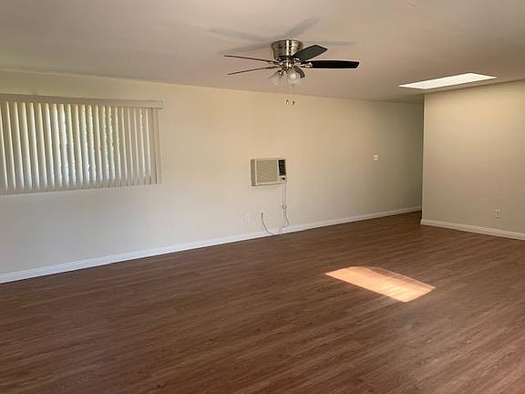 5th image of 305 S Baldwin Ave #A