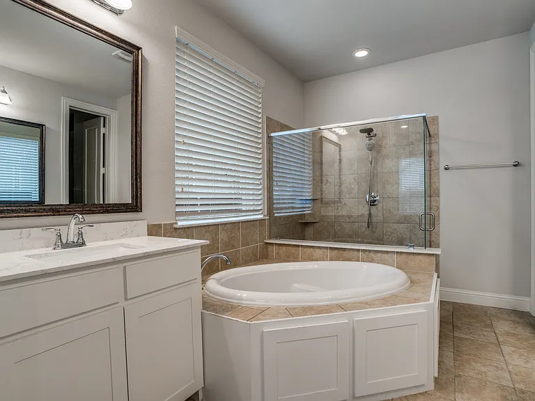 2811 Killdeer Trl — Photo 23