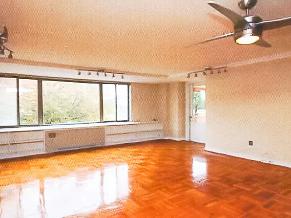 1111 Arlington Blvd APT 343, Arlington, VA 22209