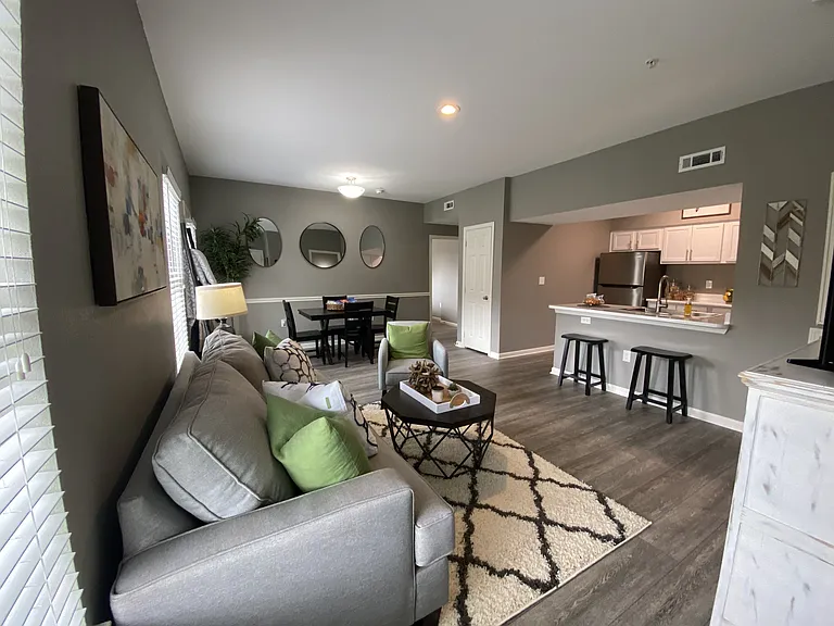 Harbin Pointe Apartment Homes — Photo 2