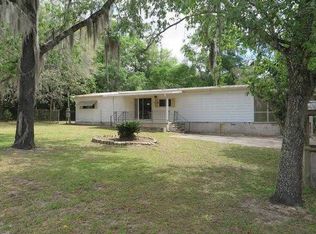 126 Peach Ave, Hawthorne, FL 32640