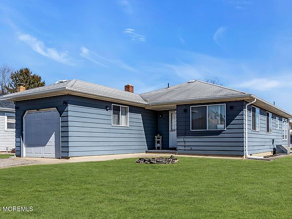 2nd image of 31 Boca Raton Street