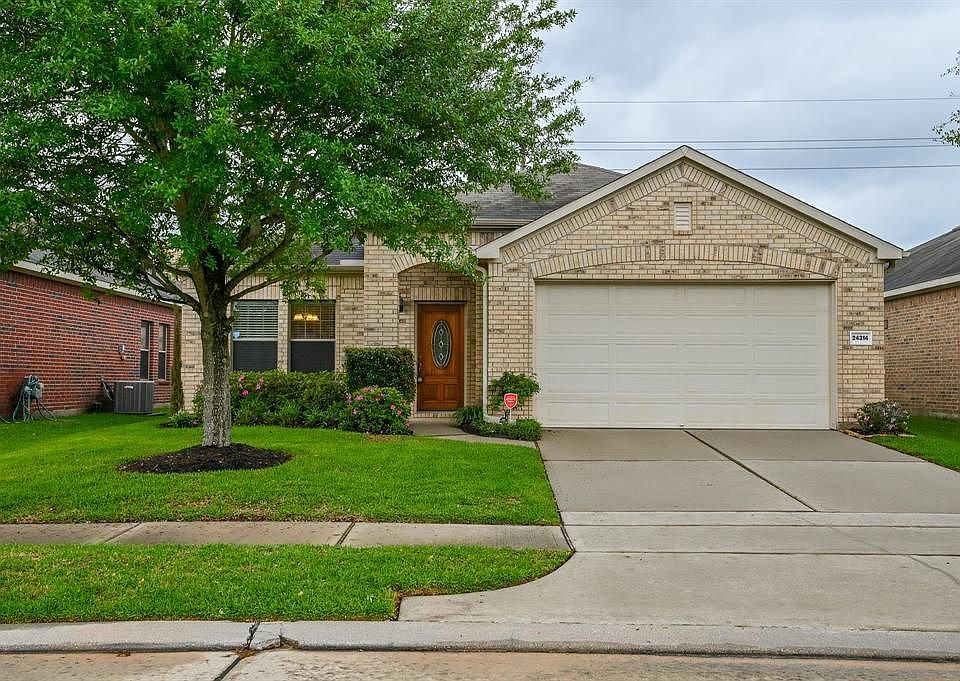1st image of 24314 Courtland Oaks St