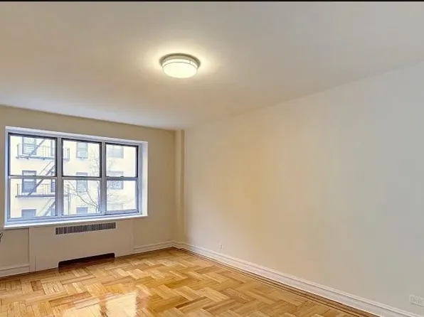 100 Bennett Avenue image 1 of 11