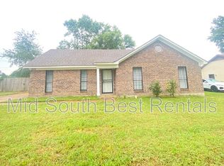 3878 Innsbrook Dr, Memphis, TN 38115