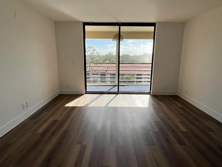 7770 Tahiti Ln #504 — Photo 17