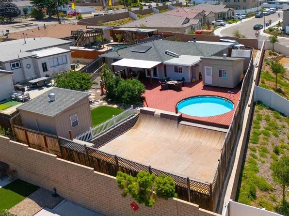 8626 Prospect Ave, Santee, CA 92071