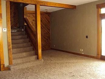 4th image of 614 W Oklahoma Ave