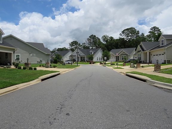 5th image of 5700 Village Ridge Ln