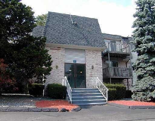 1st image of 1560 Douglas Ave #B16