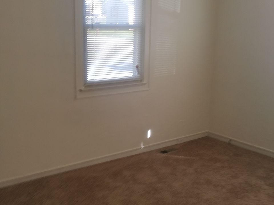 1st image of 1421 Pineola Ave