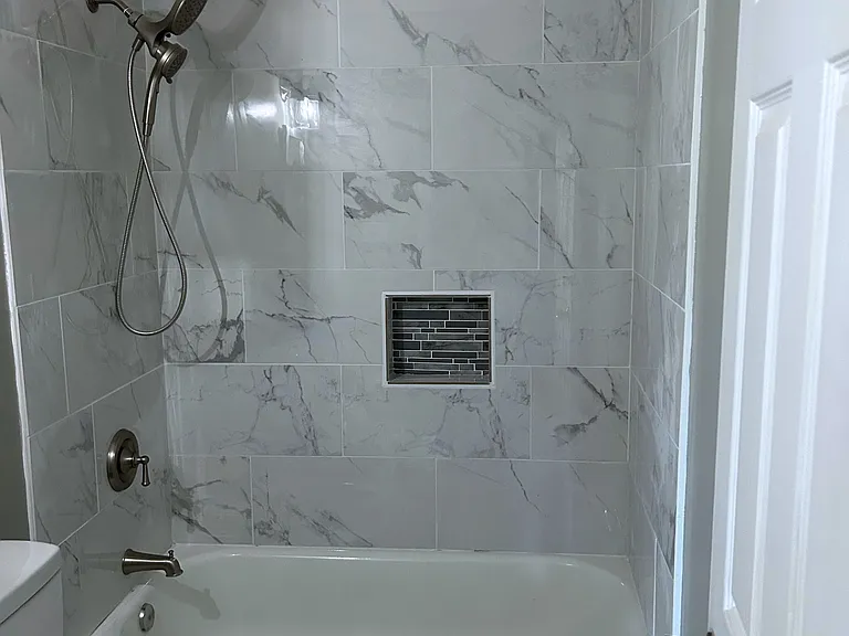 2711 Benton Ave — Photo 9