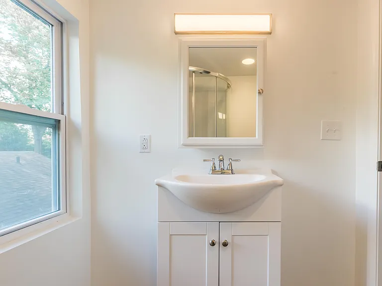 1170 Niles Ave NW — Photo 36