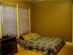 3rd image of 2121 Gould Ave