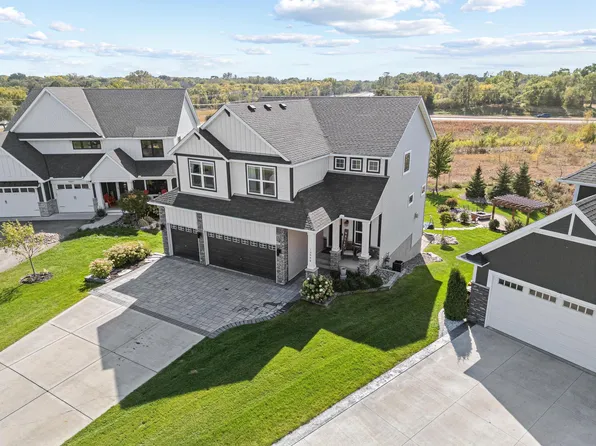 15848 Utah Ct, Savage, MN 55378