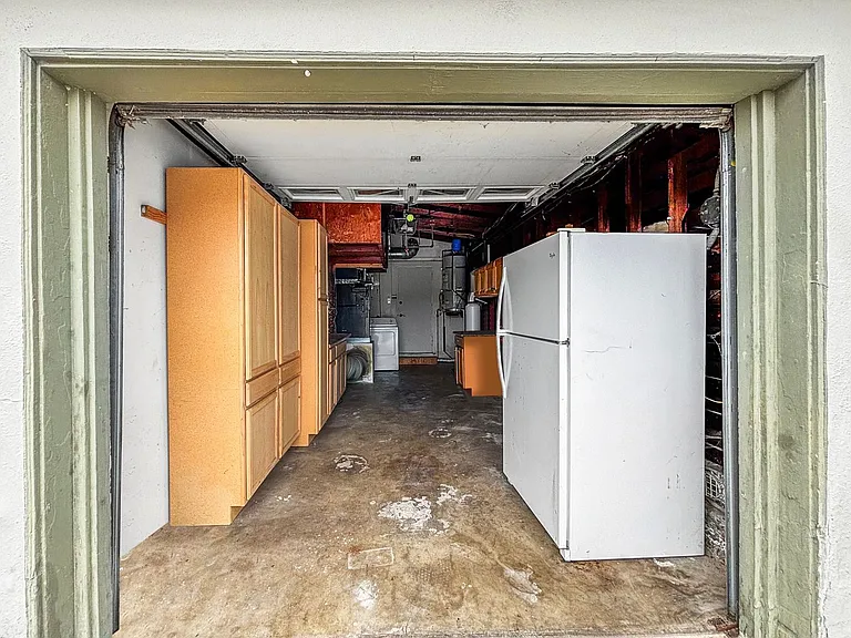 6312 Cleo St — Photo 32