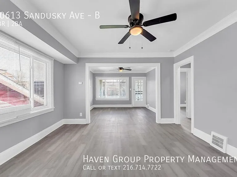 10613 Sandusky Ave #B — Photo 4
