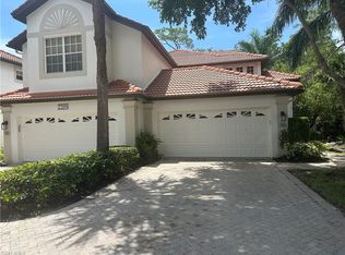 2205 Hawksridge Dr #9, Naples, FL 34105