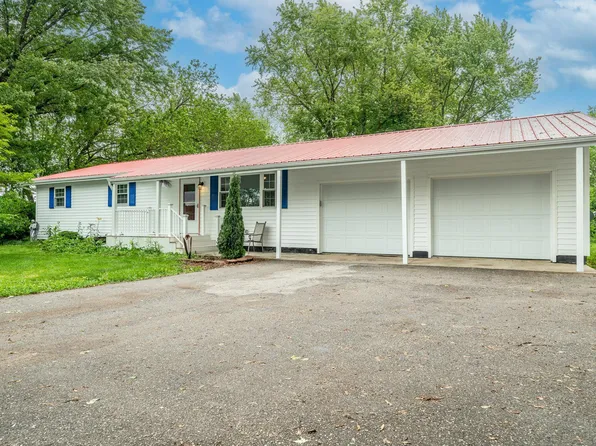 423 E 13th St, Fairmount, IN 46928