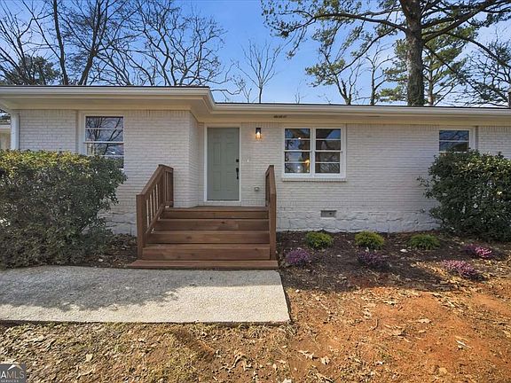 3rd image of 2283 Scotty Cir