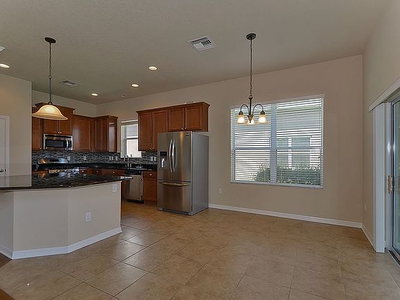 2nd image of 5011 Sagecrest Dr