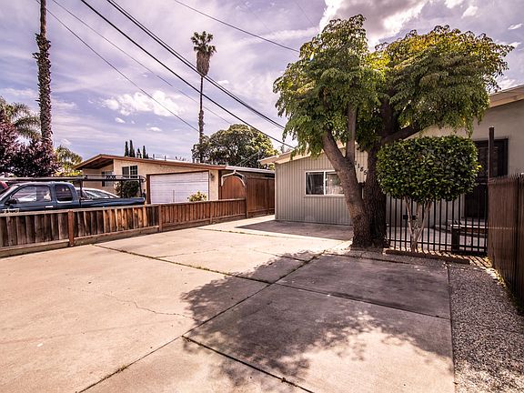 2nd image of 1185 McGinness Ave