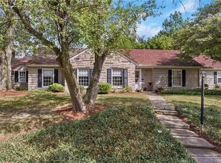 23375 Hazelmere Rd, Shaker Heights, OH 44122