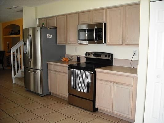 4th image of 6117 Willoughby Cir