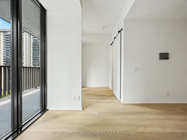 109 Erskine Ave #1111 — Photo 14