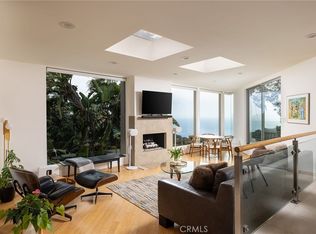 865 Balboa Ave, Laguna Beach, CA 92651