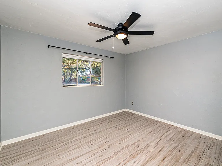 2827 E La Cienega Pl — Photo 20